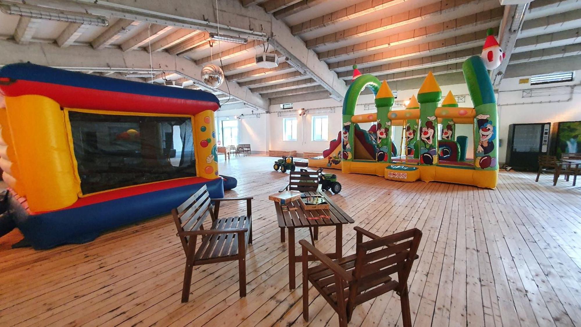 Villa 23 Familien Premium Pods "Juist" Silberstedt Esterno foto